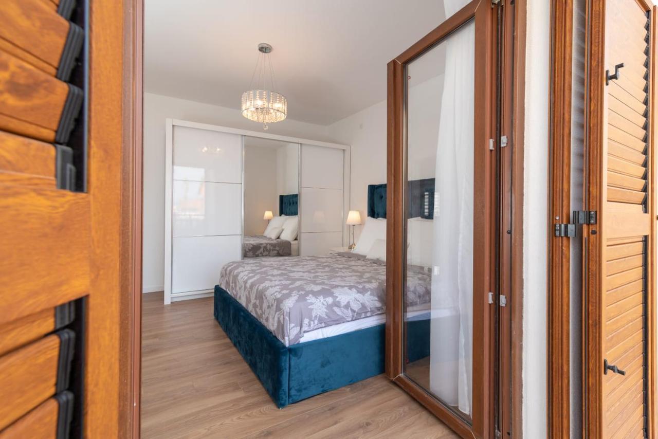 Oleandar Apartment โตรกีร์ ภายนอก รูปภาพ