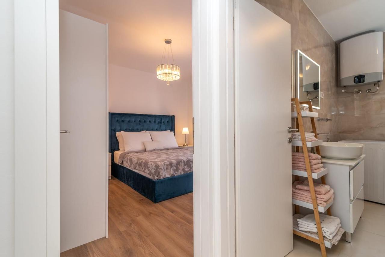 Oleandar Apartment โตรกีร์ ภายนอก รูปภาพ