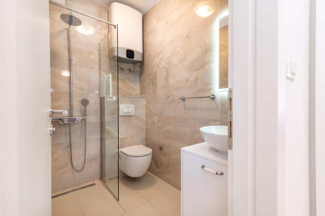 Oleandar Apartment โตรกีร์ ภายนอก รูปภาพ