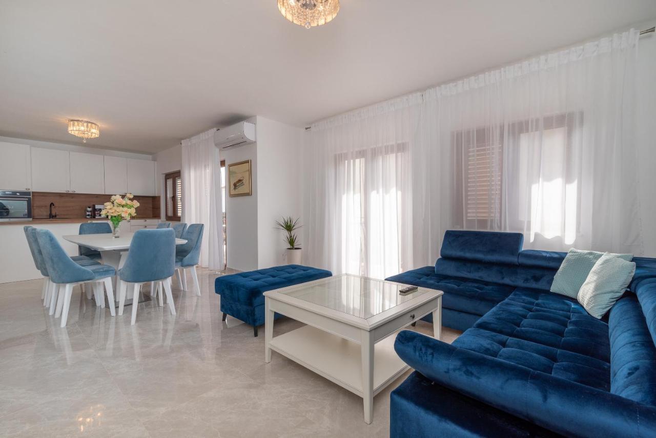 Oleandar Apartment โตรกีร์ ภายนอก รูปภาพ