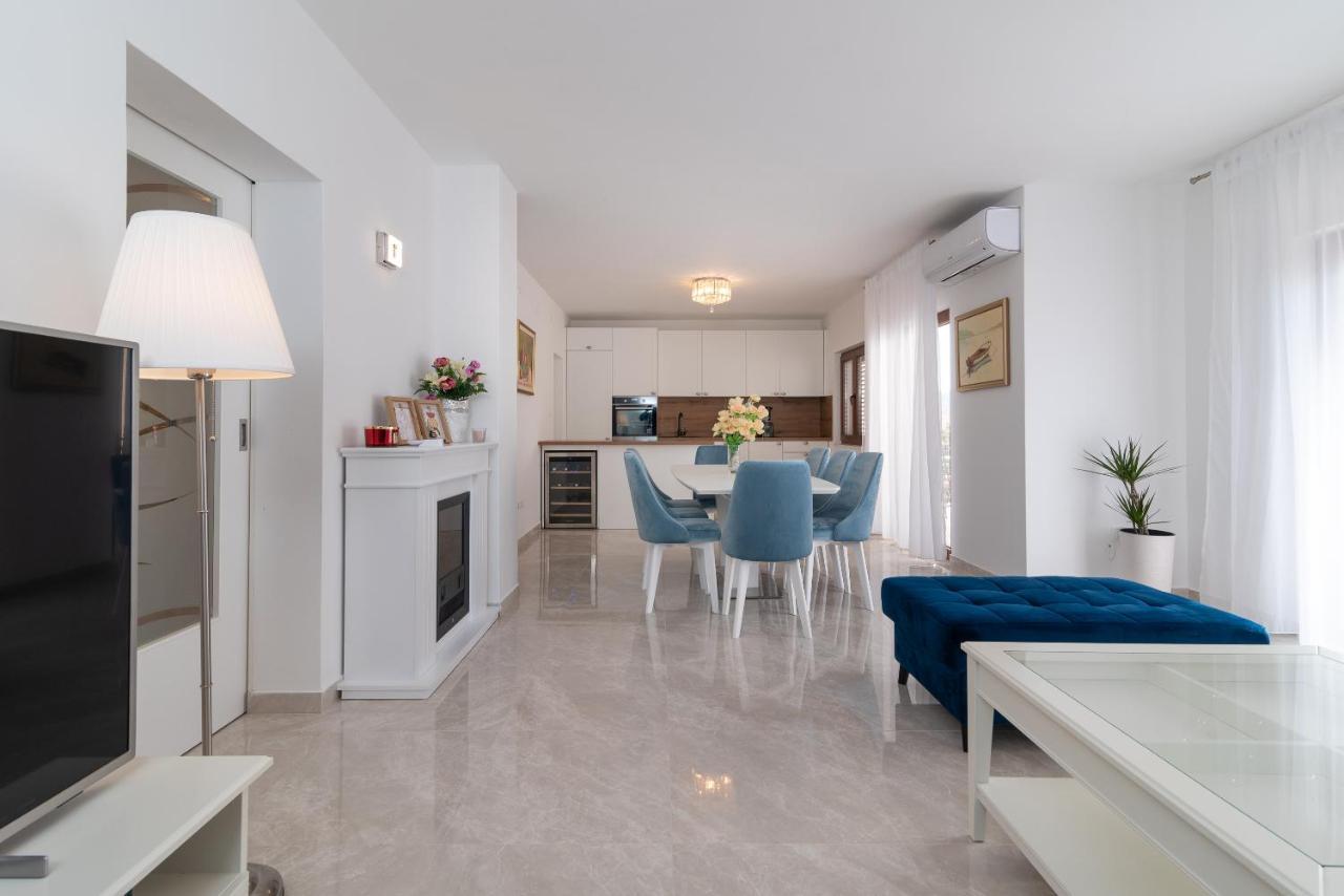 Oleandar Apartment โตรกีร์ ภายนอก รูปภาพ